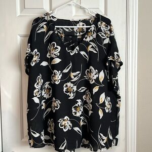 EUC Sheer Maurices blouse